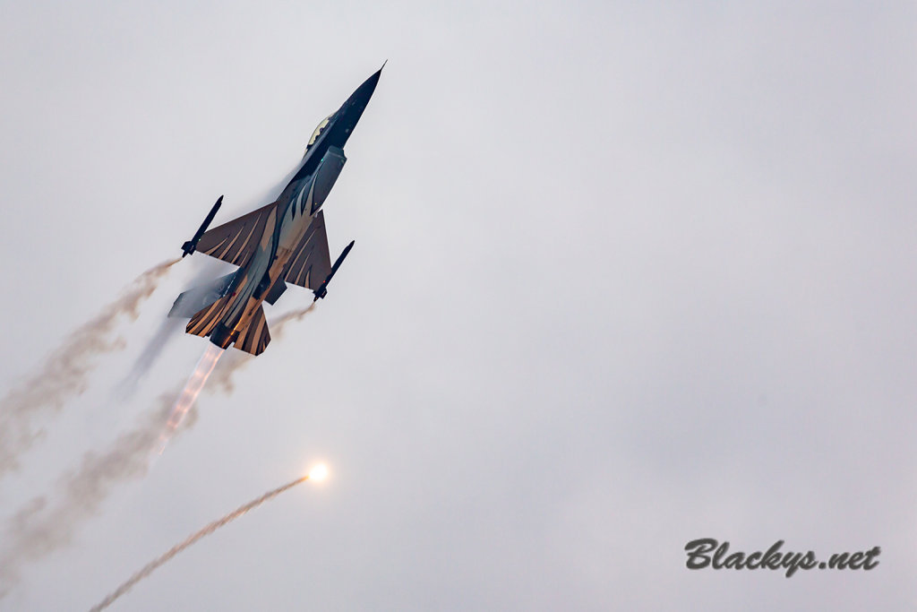 General Dynamics F-16 Fighting Falcon